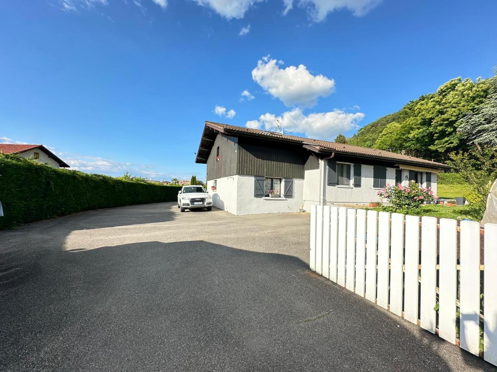 Apartment Au Calme, Parking Gratuit,proche Centre Thonon Les Bains *